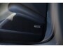 Porsche Macan 4 S 100 kWh | 449PK | IJsgrau Metallic | Luchtvering | Panoramadak | Sport Chrono Pakket | Trekhaak | Porsche Innodrive | Bose audio | Surround View | Matrix Led | 18 Voudige Sportstoelen | 21'' Lichtmetaal |