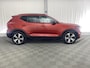 Volvo XC40 1.5 T5 Plug-in hybrid Ultimate Dark | Apple carplay | Panodak | H&K | Stoelen + klep elektr. | Cruise | LED