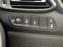 Hyundai i30 Wagon 1.5 T-GDi MHEV Premium / Dealer onderhouden / Trekhaak / 1410 kg Trekgewicht / Navigatiesysteem / Stoel en Stuurverwarming / Apple carplay / Android auto /