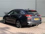 Hyundai i30 Wagon 1.5 T-GDi MHEV Premium / Dealer onderhouden / Trekhaak / 1410 kg Trekgewicht / Navigatiesysteem / Stoel en Stuurverwarming / Apple carplay / Android auto /