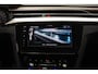 Volkswagen Arteon Shooting Brake 1.4 TSI eHybrid Elegance Aut. [ Panoramadak Memory Camera Stoelverwarming ]