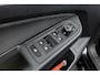 Volkswagen Golf 1.0 eTSI Life | Adaptieve cruise control | Apple Carplay | Navigatie