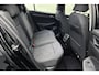 Volkswagen Golf 1.0 eTSI Life | Adaptieve cruise control | Apple Carplay | Navigatie