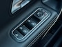 Mercedes-Benz A-klasse 200 | Widescreen | Carplay | Sfeerverlichting | AMG velgen | Camera | Stoelver. | Dealer onderhouden | A200