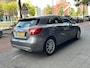 Mercedes-Benz A-klasse 180 Automaat Airco Navi Leer
