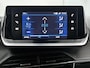 Peugeot 2008 1.2 130pk Allure Pack Automaat | Navigatie | Apple Carplay/Android Auto | Climate Control | Stoelverwarming | Adaptieve Cruise Control | 17"LMV | LED | Camera |