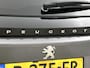 Peugeot 2008 1.2 130pk Allure Pack Automaat | Navigatie | Apple Carplay/Android Auto | Climate Control | Stoelverwarming | Adaptieve Cruise Control | 17"LMV | LED | Camera |