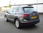 Volkswagen Tiguan 1.5 TSI Comfortline Business Automatische airco, navigatie, elektrische trekhaak, cruise controle, parkeersensoren, achteruitrij camera, enz.