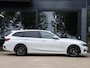 BMW 3-Serie Touring 330i High Executive Trekhaak elek.