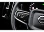 Volvo XC40 2.0 B4 Plus Dark | Trekhaak | Lichtmetalen Velgen 19 inch | All-Season banden | Harman Kardon Audio | Achteruitrijcamera | Parkeersensoren | Keyless Entry | Elektrische Achterklep | Elektrisch Verstelbare Voorstoelen | Stoelverwarming | Google Navigatie | Apple Carplay | Android Auto