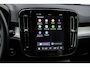 Volvo XC40 2.0 B4 Plus Dark | Trekhaak | Lichtmetalen Velgen 19 inch | All-Season banden | Harman Kardon Audio | Achteruitrijcamera | Parkeersensoren | Keyless Entry | Elektrische Achterklep | Elektrisch Verstelbare Voorstoelen | Stoelverwarming | Google Navigatie | Apple Carplay | Android Auto