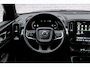 Volvo XC40 2.0 B4 Plus Dark | Trekhaak | Lichtmetalen Velgen 19 inch | All-Season banden | Harman Kardon Audio | Achteruitrijcamera | Parkeersensoren | Keyless Entry | Elektrische Achterklep | Elektrisch Verstelbare Voorstoelen | Stoelverwarming | Google Navigatie | Apple Carplay | Android Auto