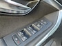 Volvo V40 1.6 D2 Momentum / Navi / Clima / PDC / NAP / LM