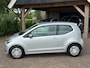 Volkswagen Up! 1.0 move up! BlueMotion met navigatie en airco