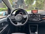 Volkswagen Up! 1.0 move up! BlueMotion met navigatie en airco