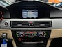 BMW 3-Serie 318i Business Line Automaat LEDER / NAVIGATIE