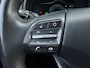 Hyundai Kona Electric EV Comfort 39 kWh ✓SOH 92.1% ✓Accugarantie ✓Navigatie ✓Camera ✓Apple CarPlay & Android Auto ✓Stuur- Stoelverwarming ✓Climate ✓Cruise