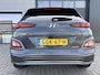 Hyundai Kona Electric EV Comfort 39 kWh ✓SOH 92.1% ✓Accugarantie ✓Navigatie ✓Camera ✓Apple CarPlay & Android Auto ✓Stuur- Stoelverwarming ✓Climate ✓Cruise