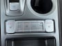 Hyundai Kona Electric EV Comfort 39 kWh ✓SOH 92.1% ✓Accugarantie ✓Navigatie ✓Camera ✓Apple CarPlay & Android Auto ✓Stuur- Stoelverwarming ✓Climate ✓Cruise