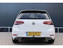 Volkswagen Golf 1.0 TSI Highline Business R | R-Line | Panoramadak | Active Info Display |  LED | Stoelverwarming | Trekhaak | Adaptieve Cruise Control