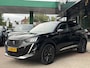 Peugeot 2008 1.2 PureTech GT-Line TREKHAAK | LEDER | AWD | 360 GRADEN CAMERA | STOELVERWARMING | STUURVERWARMING | PANORAMADAK | NAVIGATIE | LED | DODEHOEK DETECTIE | APPLE CARPLAY / ANDROID AUTO | ADAPTIEVE CRUISECONTROL |