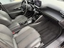 Peugeot 2008 1.2 PureTech GT-Line TREKHAAK | LEDER | AWD | 360 GRADEN CAMERA | STOELVERWARMING | STUURVERWARMING | PANORAMADAK | NAVIGATIE | LED | DODEHOEK DETECTIE | APPLE CARPLAY / ANDROID AUTO | ADAPTIEVE CRUISECONTROL |
