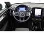Volvo XC40 B4 (M-HYBRID) PLUS DARK -HARMAN/KARDON|CAMERA|ADAP.CRUISE|POWER-SEATS|VERW.VOORRUIT|PRIVACY.GLAS|TREKHAAK|18"