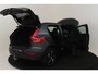 Volvo XC40 B4 (M-HYBRID) PLUS DARK -HARMAN/KARDON|CAMERA|ADAP.CRUISE|POWER-SEATS|VERW.VOORRUIT|PRIVACY.GLAS|TREKHAAK|18"
