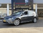 Volkswagen Golf Variant 1.0 TSI Highline / NL-Auto / Adaptieve Cruise-Control / Trekhaak / Apple-Carplay & Android-Auto / Climate-Control / DAB Radio-Bluetooth / Navi / PDC V+A / 17'' LMV / ENZ.