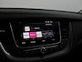 Opel Grandland X 1.2 Turbo Business Elegance Apple Carplay/Android Auto, Cruise control, Parkeersensor voor/achter, Rijstrooksensor, dodehoekdetectie Een stijlvolle en comfortabele SUV die luxe en ruimte uitstekend combineert. Het moderne design geeft de auto een elegante uitstraling, met een ruim interieur.
