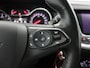 Opel Grandland X 1.2 Turbo Business Elegance Apple Carplay/Android Auto, Cruise control, Parkeersensor voor/achter, Rijstrooksensor, dodehoekdetectie Een stijlvolle en comfortabele SUV die luxe en ruimte uitstekend combineert. Het moderne design geeft de auto een elegante uitstraling, met een ruim interieur.
