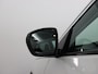 Opel Grandland X 1.2 Turbo Business Elegance Apple Carplay/Android Auto, Cruise control, Parkeersensor voor/achter, Rijstrooksensor, dodehoekdetectie Een stijlvolle en comfortabele SUV die luxe en ruimte uitstekend combineert. Het moderne design geeft de auto een elegante uitstraling, met een ruim interieur.