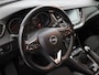Opel Grandland X 1.2 Turbo Business Elegance Apple Carplay/Android Auto, Cruise control, Parkeersensor voor/achter, Rijstrooksensor, dodehoekdetectie Een stijlvolle en comfortabele SUV die luxe en ruimte uitstekend combineert. Het moderne design geeft de auto een elegante uitstraling, met een ruim interieur.