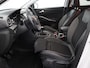 Opel Grandland X 1.2 Turbo Business Elegance Apple Carplay/Android Auto, Cruise control, Parkeersensor voor/achter, Rijstrooksensor, dodehoekdetectie Een stijlvolle en comfortabele SUV die luxe en ruimte uitstekend combineert. Het moderne design geeft de auto een elegante uitstraling, met een ruim interieur.