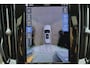 Volvo V60 T6 Recharge AWD Ultimate Dark - IntelliSafe Assist & Surround - 360º Camera - Adaptieve LED koplampen - Verwarmde voorstoelen, stuur & achterbank - Parkeersensoren voor & achter - Elektr. bedienb. voorstoelen met geheugen - Inklapbare trekhaak - 19' LMV