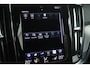 Volvo V60 B3 R-Design | Camera | Stoel & Stuurverwarming | Carplay | Half leder | Full LED | PDC | Memory | Keyless | Navigatie
