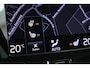 Volvo V60 B3 R-Design | Camera | Stoel & Stuurverwarming | Carplay | Half leder | Full LED | PDC | Memory | Keyless | Navigatie