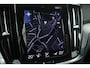 Volvo V60 B3 R-Design | Camera | Stoel & Stuurverwarming | Carplay | Half leder | Full LED | PDC | Memory | Keyless | Navigatie