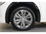 Peugeot e-208 EV Active Pack 50 kWh All-Seasons | Climate | Carplay | Cruise | Lichtmetaal.