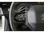 Peugeot e-208 EV Active Pack 50 kWh All-Seasons | Climate | Carplay | Cruise | Lichtmetaal.