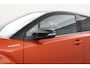 Toyota C-HR / C-HR+ 2.0 Hybrid Launch Edition | Navigatie | Leder | Dodehoek detectie | Stoel-/stuurverwarming | JBL | Full LED | Apple Carplay / Android Auto | Parkeersensoren voor/achter