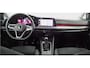 Volkswagen Golf Style 1.5 TSI STYLE │150pk-COMPLEET-CarPlay-ACC-Camera-Stoelverwarming Een zeer complete Golf Style en voorzien van populaire opties
