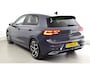 Volkswagen Golf Style 1.5 TSI STYLE │150pk-COMPLEET-CarPlay-ACC-Camera-Stoelverwarming Een zeer complete Golf Style en voorzien van populaire opties