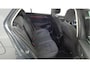 Volkswagen Golf Style 1.5 TSI STYLE │150pk-COMPLEET-CarPlay-ACC-Camera-Stoelverwarming Een zeer complete Golf Style en voorzien van populaire opties