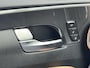 Hyundai Santa Fe 1.6 T-GDI PHEV Premium Sky 7P / Dealer onderhouden / 7 persoons / Accu SoH 100 % / 1.350 kg trekgewicht / Leder / Stoelventilatie / Stuur-, stoel- en achterbankverwarming / Camera 360° / Apple Carplay Android / 19" LM wielen /