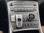Hyundai Santa Fe 1.6 T-GDI PHEV Premium Sky 7P / Dealer onderhouden / 7 persoons / Accu SoH 100 % / 1.350 kg trekgewicht / Leder / Stoelventilatie / Stuur-, stoel- en achterbankverwarming / Camera 360° / Apple Carplay Android / 19" LM wielen /