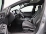 Volkswagen Golf 1.5 eTSI Aut. R-Line | Panoramadak | IQ Light | BlackStyle | Winterpakket | HeadUp Display | 18" Velgen |