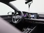 Volkswagen Golf 1.5 eTSI Aut. R-Line | Panoramadak | IQ Light | BlackStyle | Winterpakket | HeadUp Display | 18" Velgen |