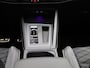 Volkswagen Golf 1.5 eTSI Aut. R-Line | Panoramadak | IQ Light | BlackStyle | Winterpakket | HeadUp Display | 18" Velgen |