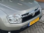 Dacia Duster 1.6 Lauréate 2wd / WINTERSET